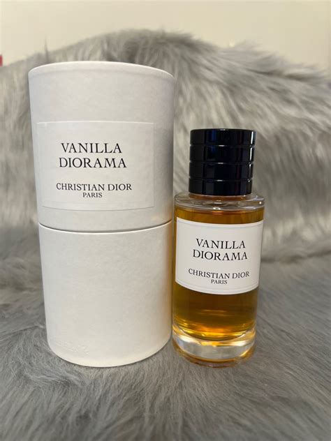 dior vanilla diorama 40ml.